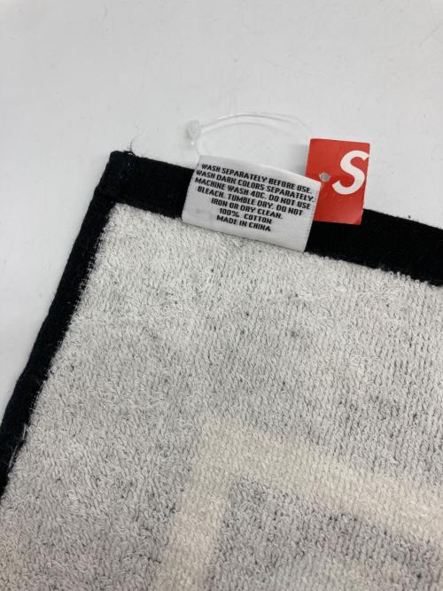 SUPREME（シュプリーム）Supreme (シュプリーム) Alphabet Beach Towel ブラックの古着・服飾アイテム