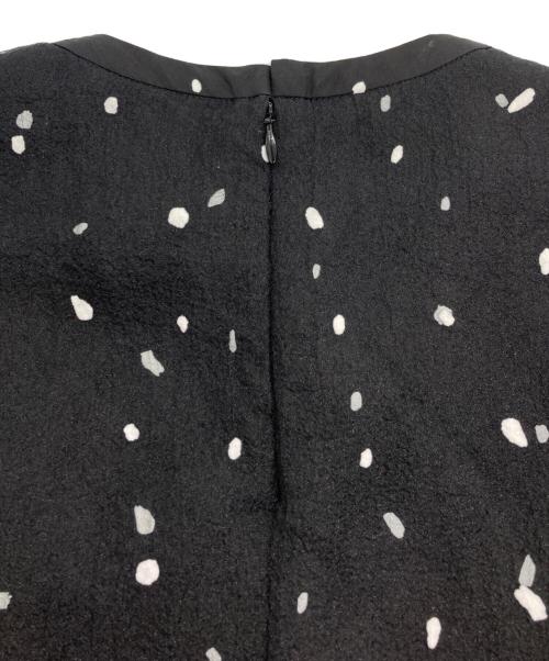 AKIRA NAKA（アキラナカ）AKIRA NAKA (アキラナカ) 総柄オーガンジーワンピース ブラック サイズ:SIZE 1の古着・服飾アイテム