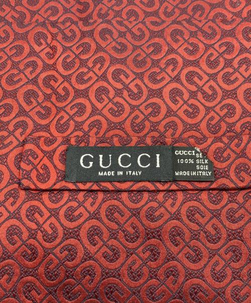 GUCCI（グッチ）GUCCI (グッチ) GGロゴシルクスカーフ レッドの古着・服飾アイテム