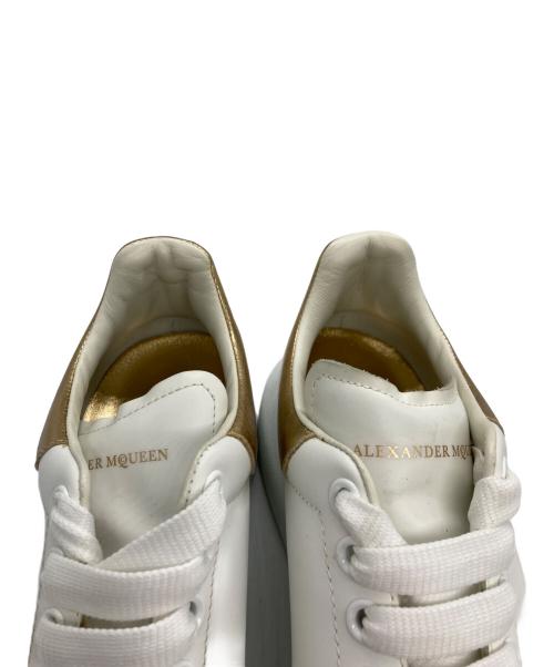 ALEXANDER McQUEEN（アレキサンダーマックイーン）ALEXANDER McQUEEN (アレキサンダーマックイーン) オーバーサイズドスニーカー ホワイト サイズ:40の古着・服飾アイテム