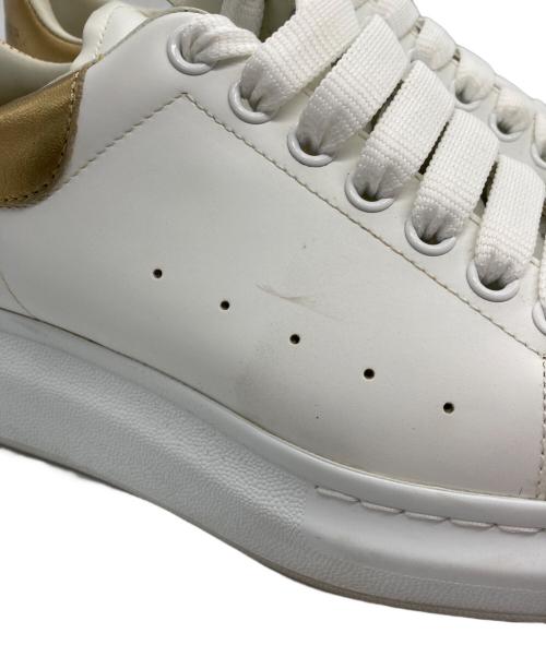 ALEXANDER McQUEEN（アレキサンダーマックイーン）ALEXANDER McQUEEN (アレキサンダーマックイーン) オーバーサイズドスニーカー ホワイト サイズ:40の古着・服飾アイテム