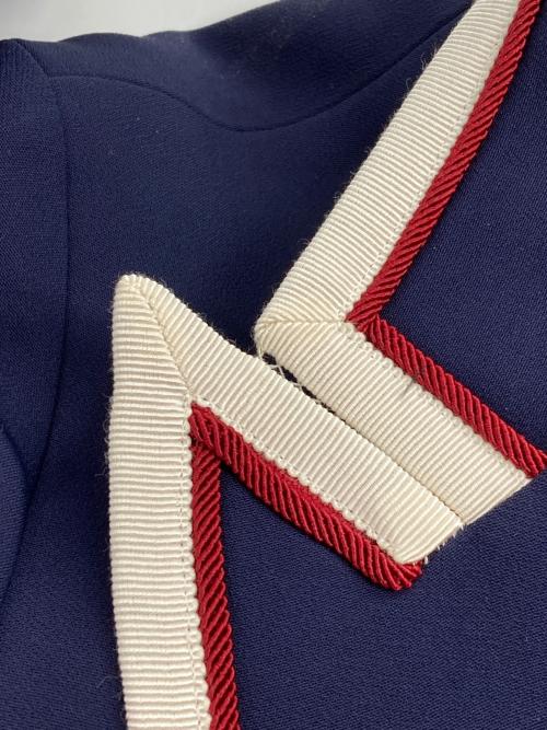 GUCCI（グッチ）GUCCI (グッチ) 金釦 ピークドラペル テーラードジャケット ネイビー サイズ:SIZE 42の古着・服飾アイテム