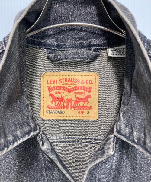 LEVI'S（リーバイス）LEVI'S (リーバイス) TYPE3デニムトラッカージャケット ブラック サイズ:Sの古着・服飾アイテム