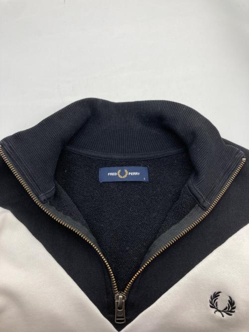 FRED PERRY（フレッドペリー）FRED PERRY (フレッドペリー) ハーフジップスウェット ブラック×グリーン サイズ:Sの古着・服飾アイテム