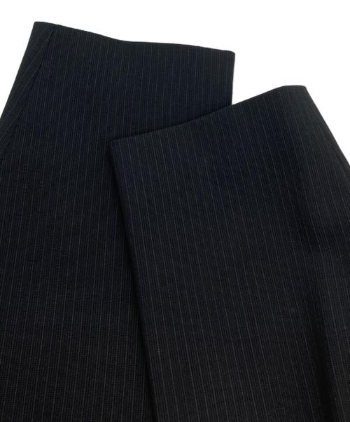 EMPORIO ARMANI（エンポリオ アルマーニ）EMPORIO ARMANI (エンポリオ アルマーニ) ストライプウール混セットアップスーツ ブラック サイズ:SIZE 52の古着・服飾アイテム
