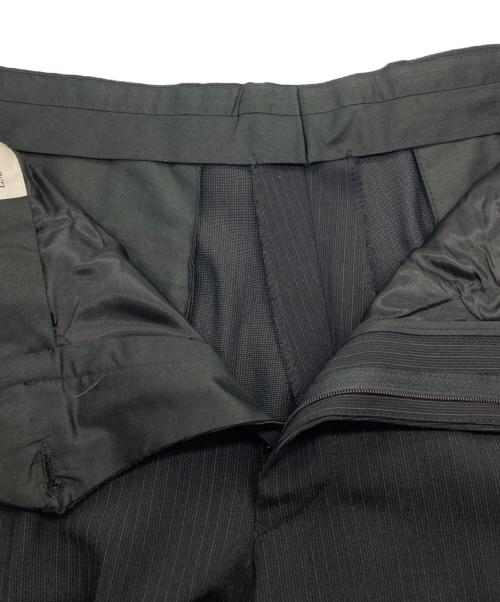 EMPORIO ARMANI（エンポリオ アルマーニ）EMPORIO ARMANI (エンポリオ アルマーニ) ストライプウール混セットアップスーツ ブラック サイズ:SIZE 52の古着・服飾アイテム