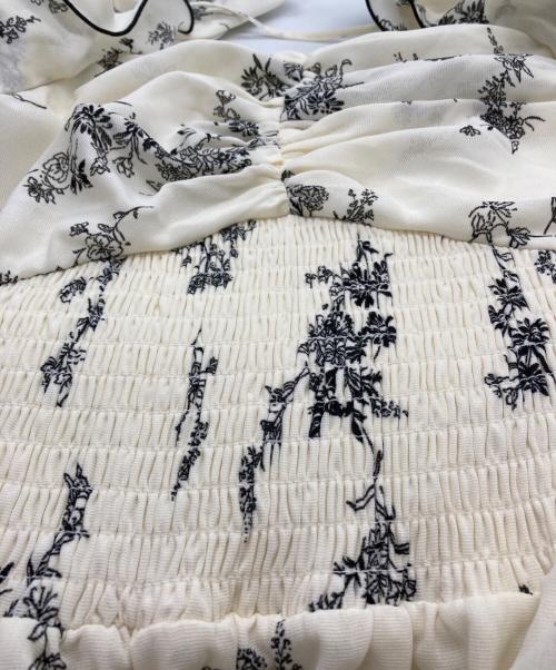 Snidel（スナイデル）Snidel (スナイデル) フリルスリーブバリエプリントワンピース アイボリー サイズ:1の古着・服飾アイテム