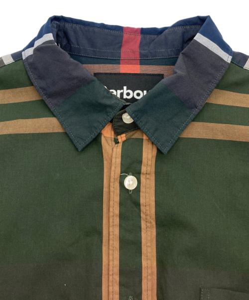 Barbour（バブアー）Barbour (バブアー) ラージ タータン チェック レギュラーカラー シャツ グリーン×ネイビー サイズ:42の古着・服飾アイテム