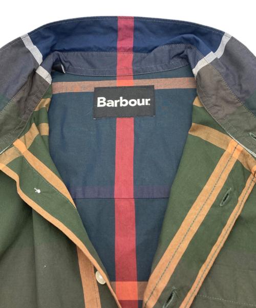 Barbour（バブアー）Barbour (バブアー) ラージ タータン チェック レギュラーカラー シャツ グリーン×ネイビー サイズ:42の古着・服飾アイテム