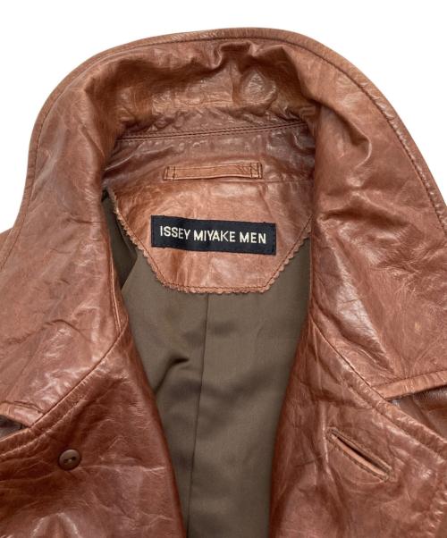 ISSEY MIYAKE MEN（イッセイミヤケメン）ISSEY MIYAKE MEN (イッセイミヤケメン) カウレザーコート ブラウン サイズ:2の古着・服飾アイテム