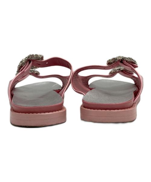 Manolo Blahnik（マノロ ブラニク）Manolo Blahnik (マノロ ブラニク) ストラスハンギシ スライドサンダル ピンク サイズ:36の古着・服飾アイテム