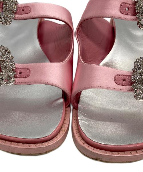 Manolo Blahnik（マノロ ブラニク）Manolo Blahnik (マノロ ブラニク) ストラスハンギシ スライドサンダル ピンク サイズ:36の古着・服飾アイテム