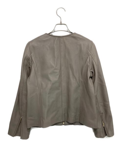 La boutique BonBon（ラブティックボンボン）La boutique BonBon (ラブティックボンボン) ラムレザーノーカラージャケット グレー サイズ:FREEの古着・服飾アイテム