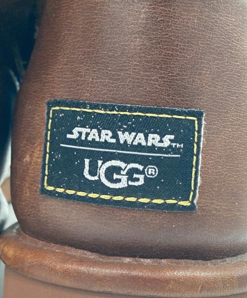 UGG（アグ）UGG (アグ) STAR WARS (スターウォーズ) M CHEWBACCA CLASSIC MINI ブラウン サイズ:US9の古着・服飾アイテム