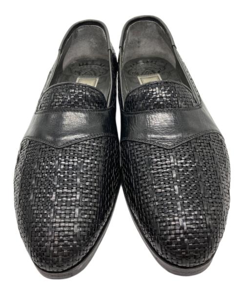 GIANNI VERSACE（ジャンニ・ヴェルサーチ）GIANNI VERSACE (ジャンニ・ヴェルサーチ) 編み込みレザーローファー ブラック サイズ:SIZE 40 1/2の古着・服飾アイテム