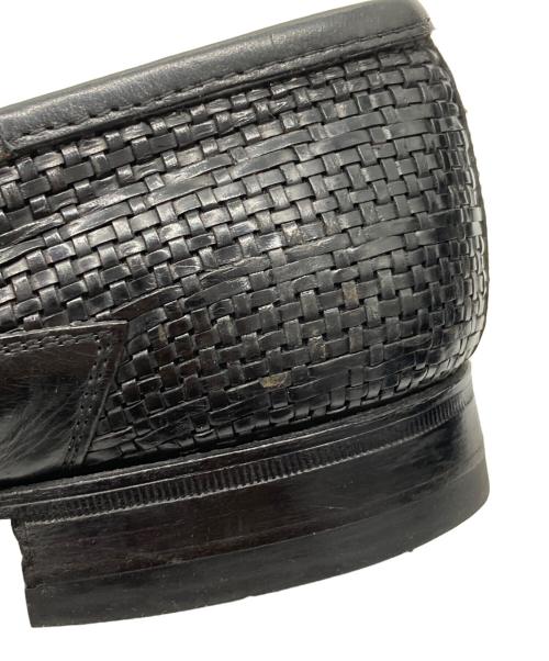 GIANNI VERSACE（ジャンニ・ヴェルサーチ）GIANNI VERSACE (ジャンニ・ヴェルサーチ) 編み込みレザーローファー ブラック サイズ:SIZE 40 1/2の古着・服飾アイテム