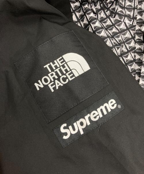 SUPREME（シュプリーム）SUPREME (シュプリーム) THE NORTH FACE (ザ ノース フェイス) Studded Mountain Light Jacket ブラック×ホワイト サイズ:Lの古着・服飾アイテム