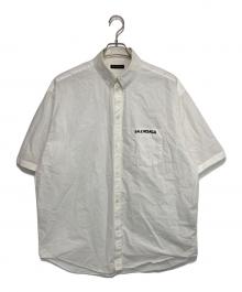 BALENCIAGA（バレンシアガ）の古着「ロゴプリント半袖BDシャツ」｜ホワイト