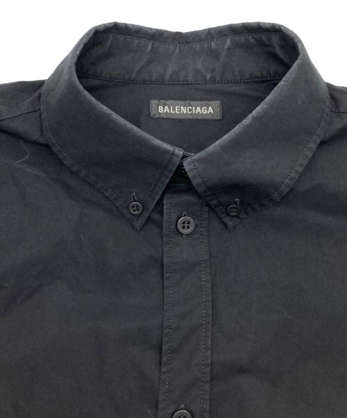 BALENCIAGA（バレンシアガ）BALENCIAGA (バレンシアガ) バック BBロゴ ボタンダウン 半袖 ドレス シャツ ブラック サイズ:39の古着・服飾アイテム