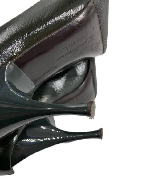 Salvatore Ferragamo（サルヴァトーレ フェラガモ）Salvatore Ferragamo (サルヴァトーレ フェラガモ) ヴァラリボン ハイヒール パンプス ダークグリーン サイズ:5Cの古着・服飾アイテム