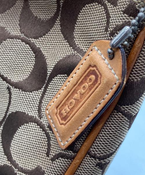 COACH（コーチ）COACH (コーチ) シグネチャー ワンショルダー ホーボーバッグ ベージュの古着・服飾アイテム