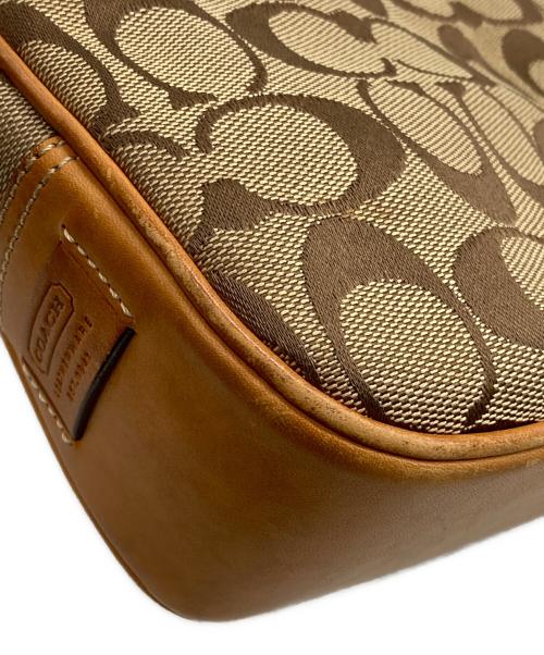 COACH（コーチ）COACH (コーチ) シグネチャー ワンショルダー ホーボーバッグ ベージュの古着・服飾アイテム