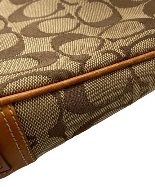 COACH（コーチ）COACH (コーチ) シグネチャー ワンショルダー ホーボーバッグ ベージュの古着・服飾アイテム