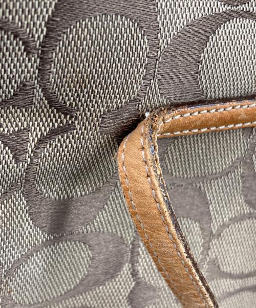 COACH（コーチ）COACH (コーチ) シグネチャー ワンショルダー ホーボーバッグ ベージュの古着・服飾アイテム