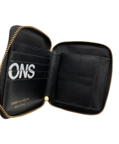 COMME des GARCONS（コムデギャルソン）COMME des GARCONS (コムデギャルソン) CDG Wallet Huge Logo ブラックの古着・服飾アイテム