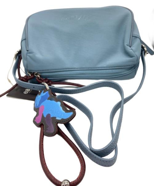 ear PAPILLONNER（イアパピヨネ）ear PAPILLONNER (イアパピヨネ) コラボチャーム付きショルダーバッグ ブルー 未使用品の古着・服飾アイテム