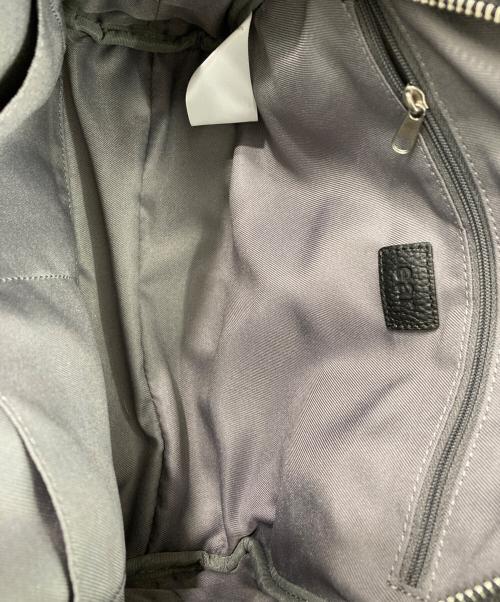 ear PAPILLONNER（イアパピヨネ）ear PAPILLONNER (イアパピヨネ) 2WAY/スタッズボストンバッグ ブラック 未使用品の古着・服飾アイテム