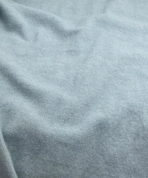 COMME des GARCONS HOMME PLUS（コムデギャルソンオムプリュス）COMME des GARCONS HOMME PLUS (コムデギャルソンオムプリュス) 薔薇柄 Vネックニットカーディガン スカイブルー×ピンク サイズ:表記無しの古着・服飾アイテム