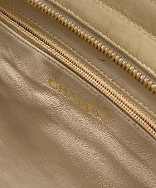 CHANEL（シャネル）CHANEL (シャネル) マトラッセ ラムスキン チェーンバッグ ベージュ×ゴールドの古着・服飾アイテム