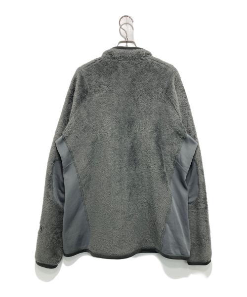 Patagonia（パタゴニア）Patagonia (パタゴニア) R3 Jacket グレー サイズ:Lの古着・服飾アイテム