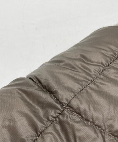MONCLER（モンクレール）MONCLER (モンクレール) HYKE (ハイク) LEMA リバーシブル フェイクファー ダウンジャケット グレー（ブラウン系）の古着・服飾アイテム