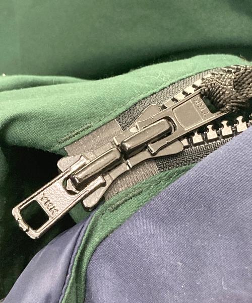 Eddie Bauer（エディーバウアー）Eddie Bauer (エディーバウアー) 90's ダウンジャケット グリーン×ネイビー サイズ:Mの古着・服飾アイテム