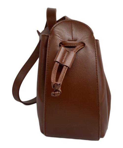 A.P.C.（アーペーセー）A.P.C. (アーペーセー) SAC COURTNEY ショルダーバッグ ブラウンの古着・服飾アイテム