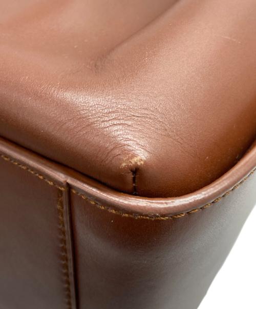A.P.C.（アーペーセー）A.P.C. (アーペーセー) SAC COURTNEY ショルダーバッグ ブラウンの古着・服飾アイテム