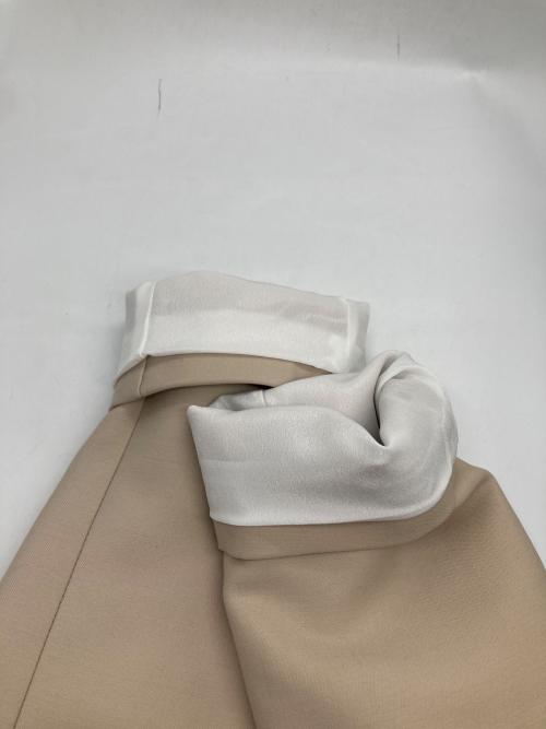 Salvatore Ferragamo（サルヴァトーレ フェラガモ）Salvatore Ferragamo (サルヴァトーレ フェラガモ) ノーカラージャケット ベージュ サイズ:(I)38 未使用品の古着・服飾アイテム