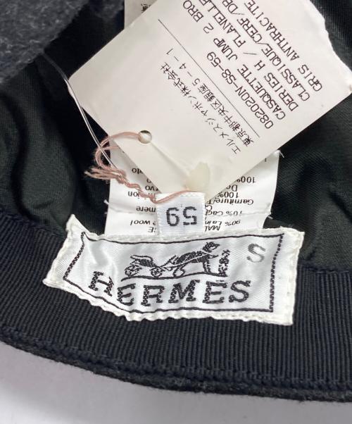 HERMES（エルメス）HERMES (エルメス) Hロゴ ウールネバダキャップ ダークグレー サイズ:59の古着・服飾アイテム