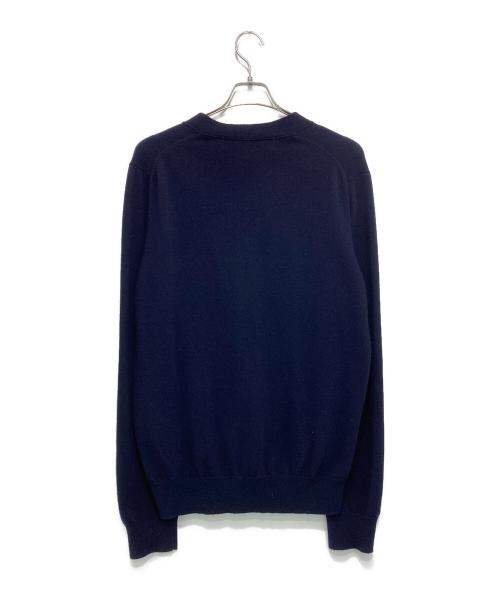 PLAY COMME des GARCONS（プレイコムデギャルソン）PLAY COMME des GARCONS (プレイコムデギャルソン) V-Neck Cardigan With Gold Emblem ネイビー×ゴールド サイズ:Ｌの古着・服飾アイテム