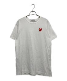 PLAY COMME des GARCONS（プレイコムデギャルソン）の古着「T-Shirt With Red Emblem」｜ホワイト