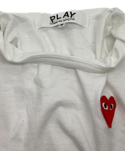 PLAY COMME des GARCONS（プレイコムデギャルソン）PLAY COMME des GARCONS (プレイコムデギャルソン) T-Shirt With Red Emblem ホワイト サイズ:Mの古着・服飾アイテム