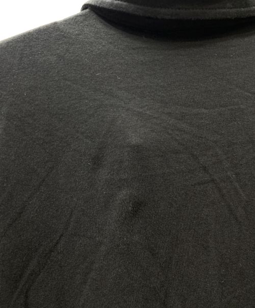 VERSACE CLASSIC（ヴェルサーチクラシック）VERSACE CLASSIC (ヴェルサーチクラシック) ジップポロシャツ ブラック サイズ:XXLの古着・服飾アイテム