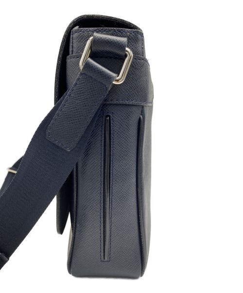 LOUIS VUITTON（ルイ ヴィトン）LOUIS VUITTON (ルイ ヴィトン) ロマンPM　タイガ　ショルダーバッグ ネイビーの古着・服飾アイテム