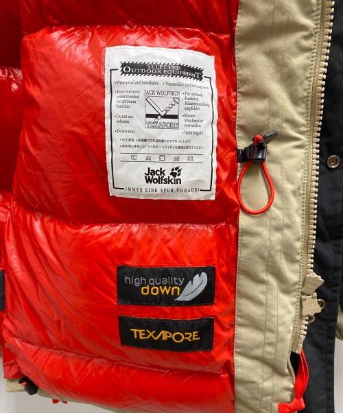 Jack Wolfskin（ジャック ウルフスキン）Jack Wolfskin (ジャック ウルフスキン) JP RAINY DAYS 2.0 ARCTIC PARKA ベージュ×ブラック サイズ:Mの古着・服飾アイテム