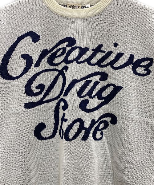 creative drug store（クリエイティヴドラッグストア）CREATIVE DRUG STORE (クリエイティヴドラッグストア) VERDY (ヴェルディ) ロゴニット ホワイト×ネイビー サイズ:Lの古着・服飾アイテム
