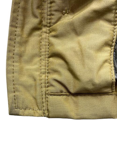 WOOLRICH（ウールリッチ）WOOLRICH (ウールリッチ) ダウンジャケット ベージュ サイズ:SIZE Sの古着・服飾アイテム