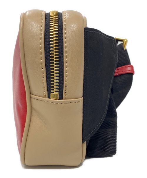 MARNI（マルニ）MARNI (マルニ) ウエストバッグ レッド×ベージュの古着・服飾アイテム