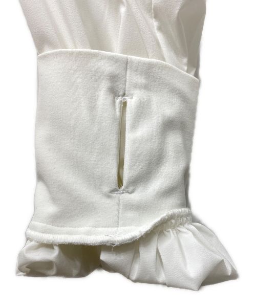 DANSKIN（ダンスキン）DANSKIN (ダンスキン) アンレールライトプルオーバージャケット ホワイト サイズ:Mの古着・服飾アイテム